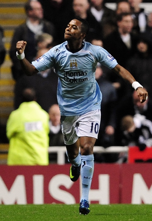 《Arc》开发者回应作弊者泛滥! 承诺归还玩家丢失物品