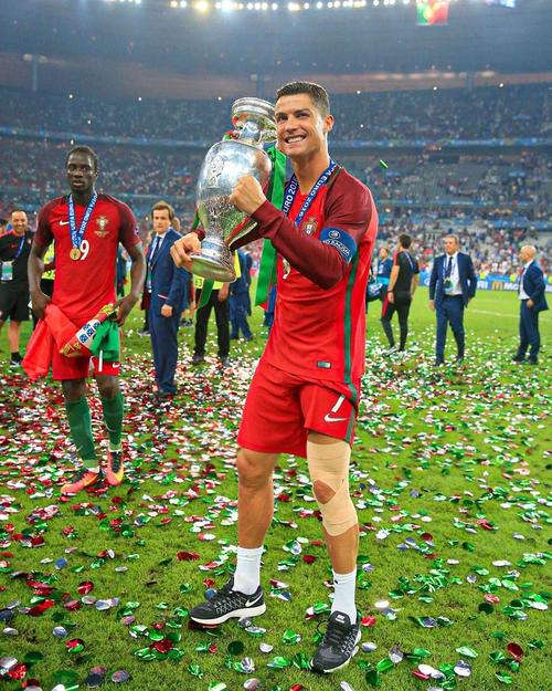 LPL全神班晋级世界赛！Rookie自信放话：我打T1，没咋输过