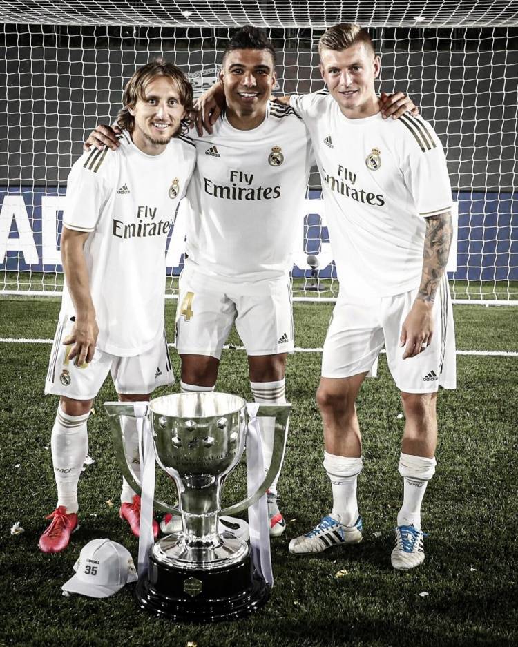 《苏丹的游戏》制作人分享：没钱没人如何做设计